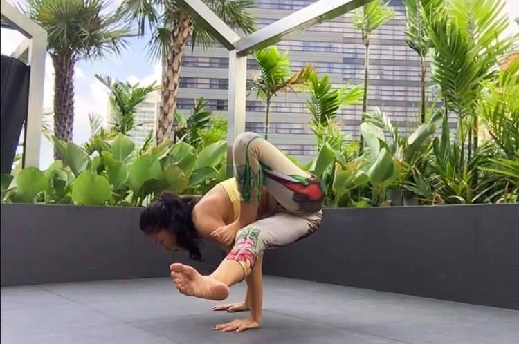 Bangkok Yoga Lessons with kru janie yoga 1